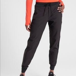 NWT Athleta Joggers